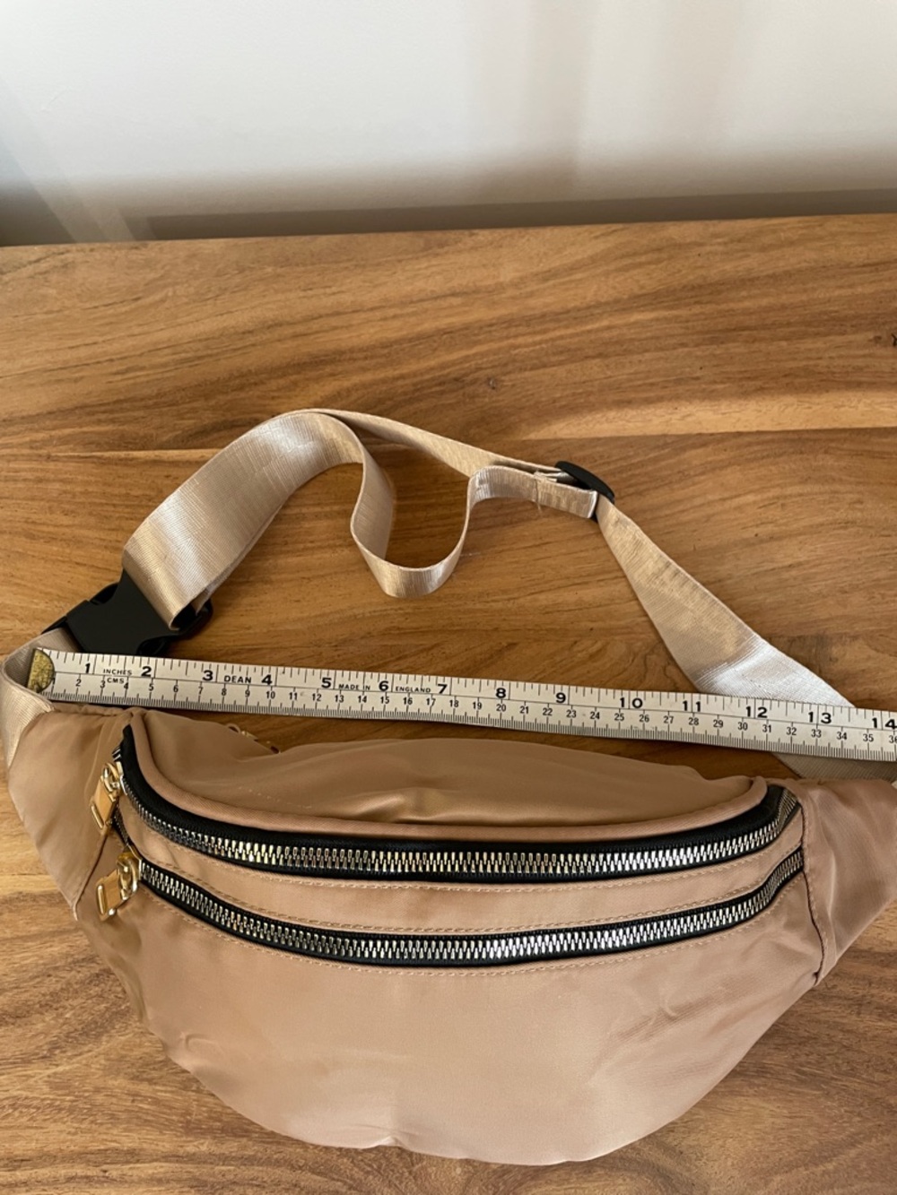 Quilted White and Tan Belt Bagdad - Women's Waist Crossbody Duo - Picture 6 of 10